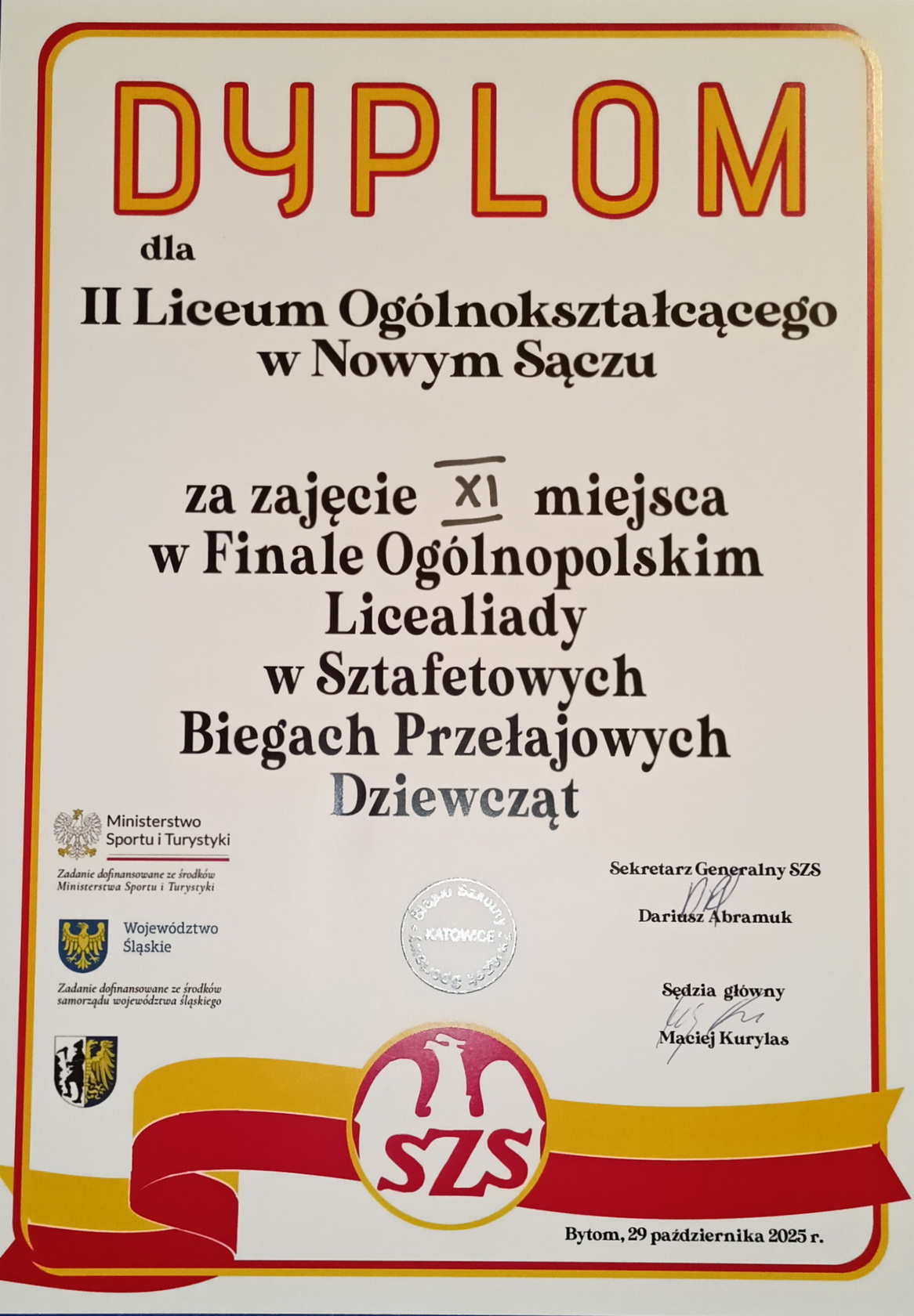 Zdjęcie Finał Biegi Sztafetowe Dz 2025 (3)9c4071cb-ef6f-422d-b78d-0e8ca03c6b36.jpg w galerii Mistrzostwa Polski w Sztafetowych Biegach Przełajowych (29.10.2025 r.)